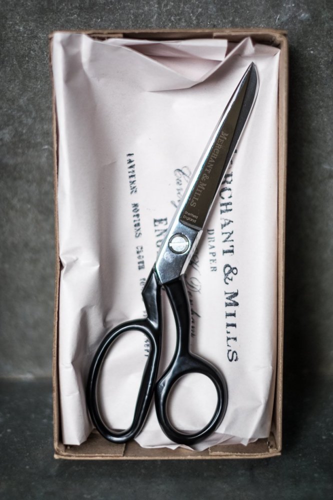 Black Scissors – Merchant & Mills