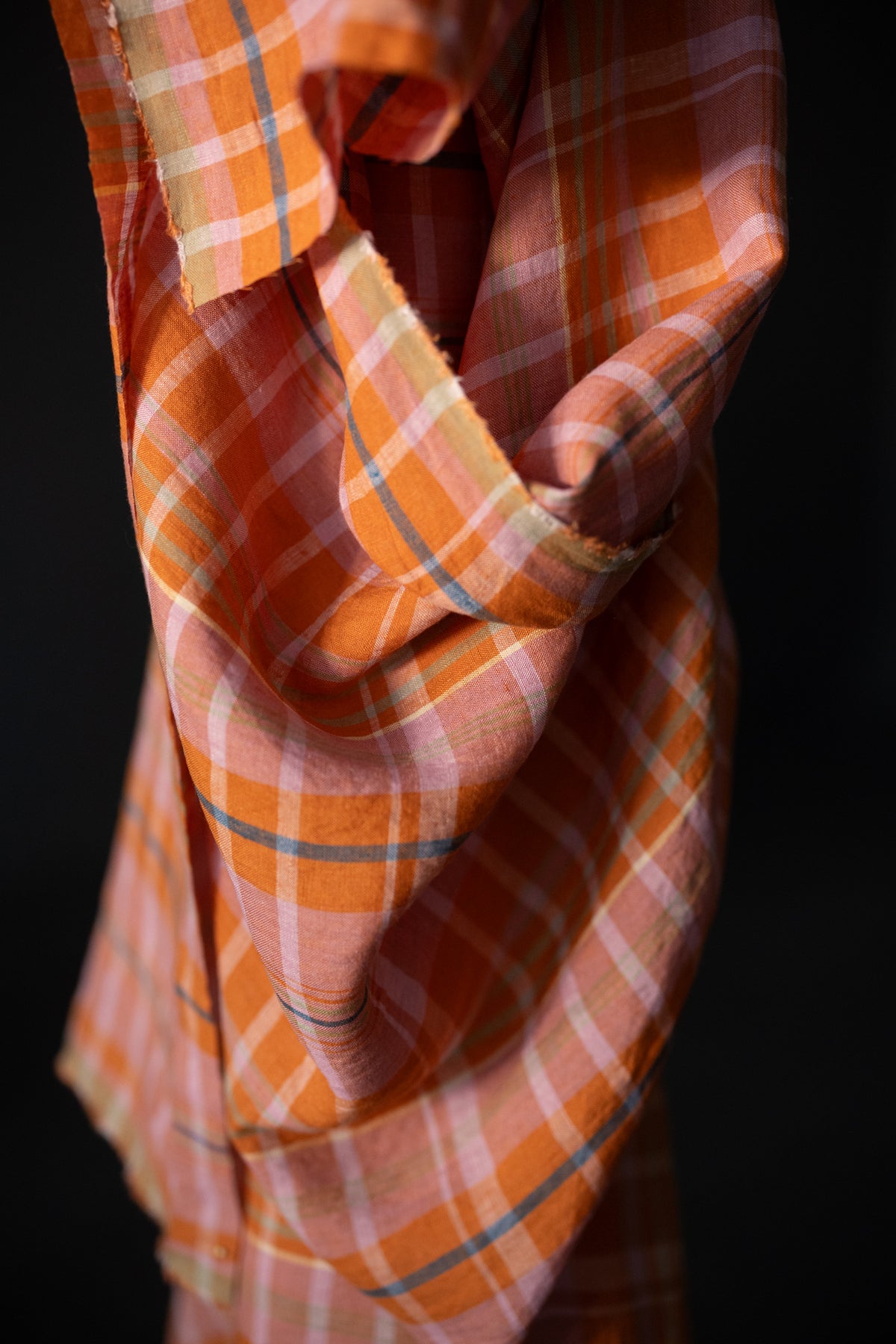 European Laundered Linen - Daphne Check