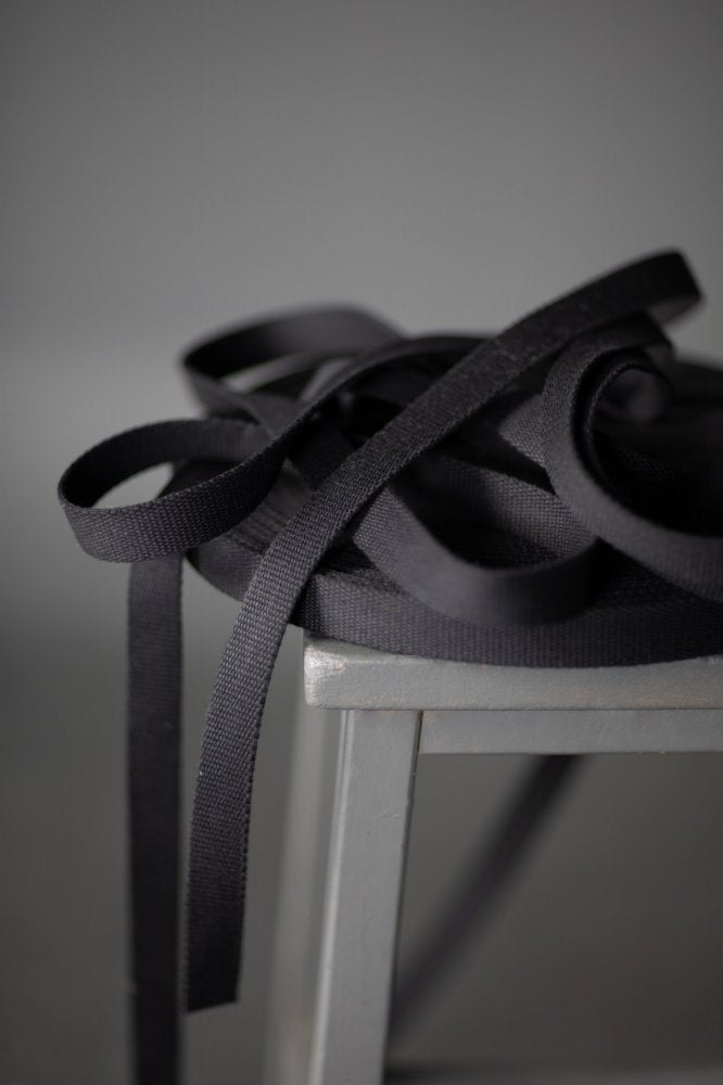Black Webbing