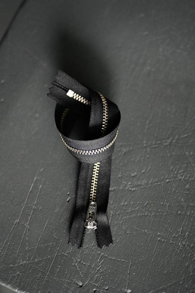 30cm Zip Black/Nickel (Factotum)
