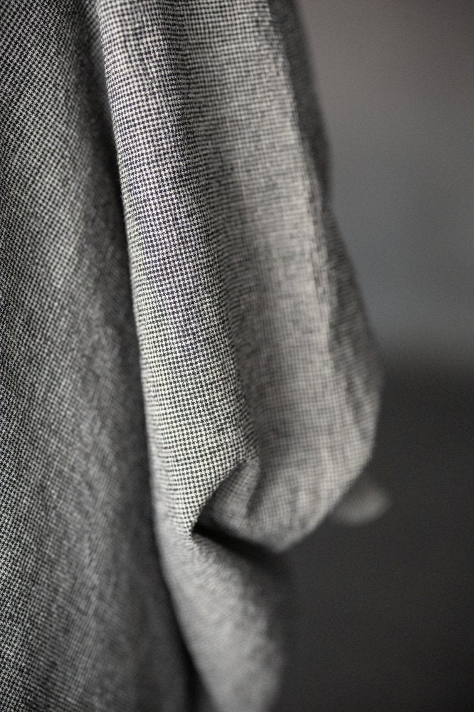 Japanese Linen/Cotton - Black Puppytooth Crinkle