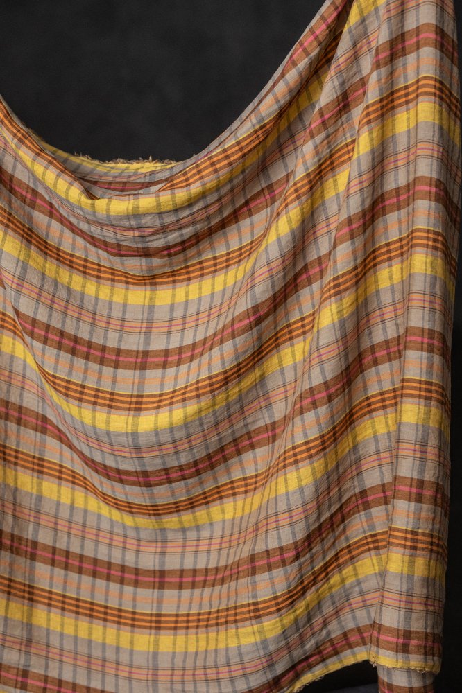 multicoloured checked linen