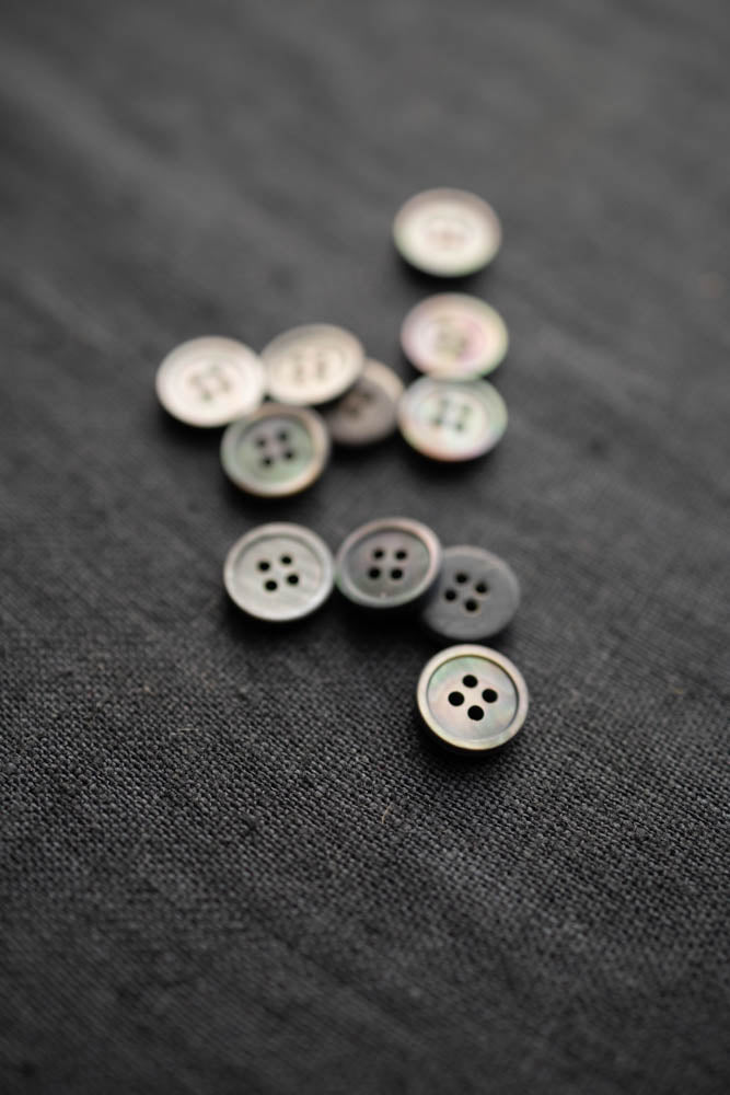 11mm Pearly Lilac Shirt Button