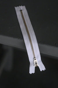 16cm Zip (Landgate)