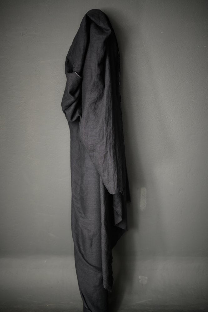 Remnant (Scuttle Black 185 Linen)