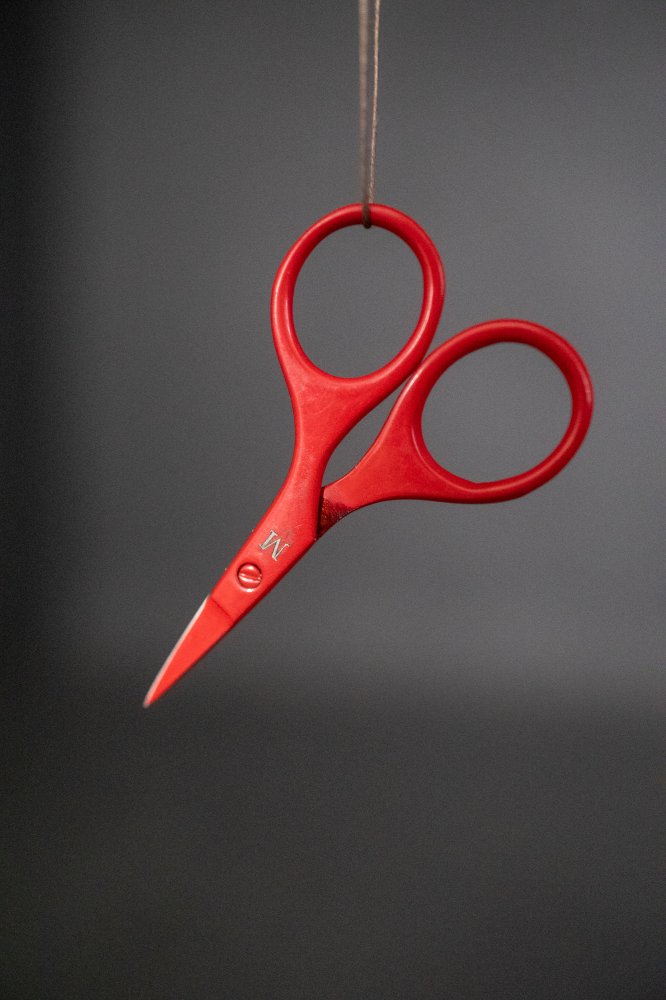 red scissors