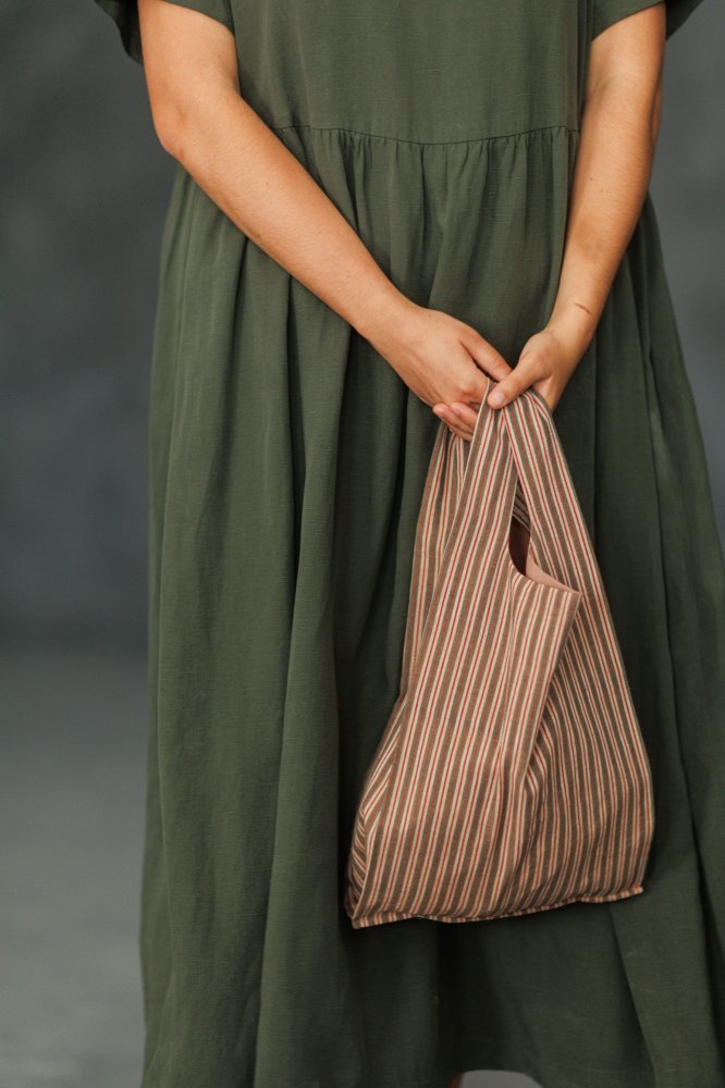 The Carrier Bag PDF