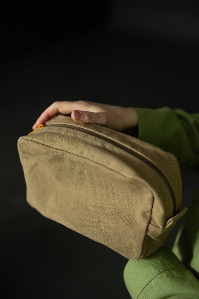 The Francli Dopp Bag PDF
