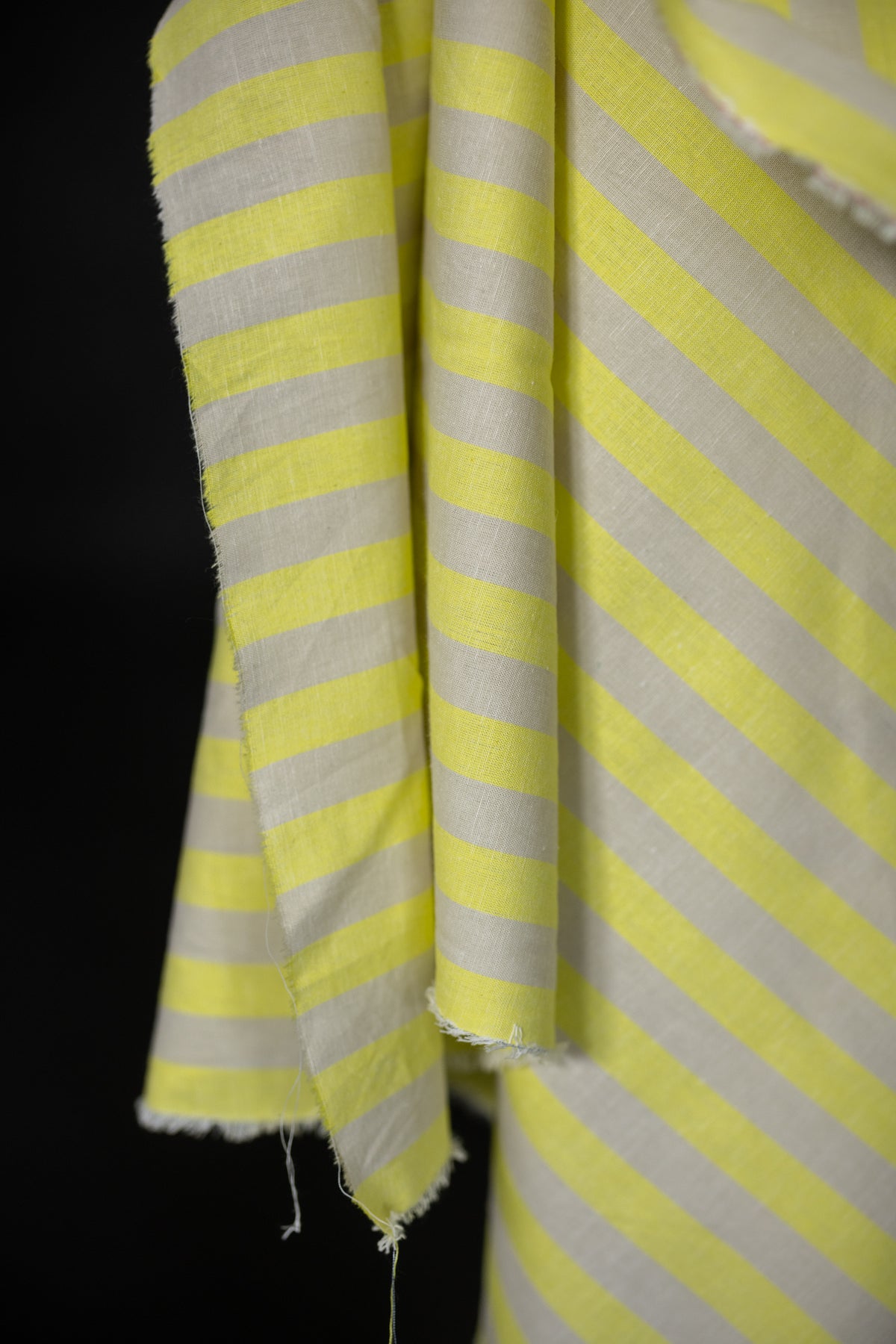 Remnant (Organic Cotton/Linen Stripe Rimini)