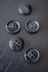 Semi Mottled Button - Dark Brown