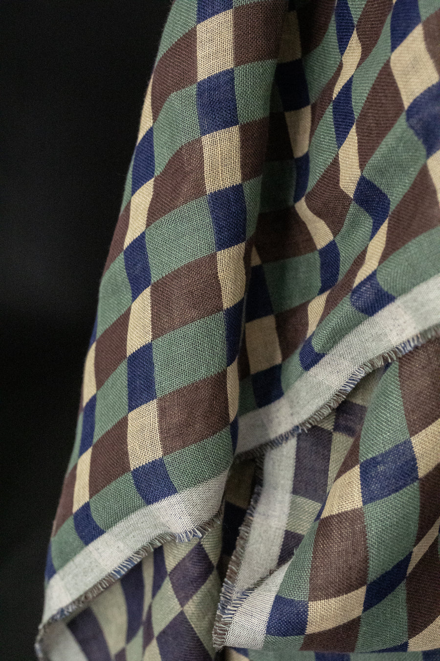 Remnant (Check Jacquard Linen Lucienne)