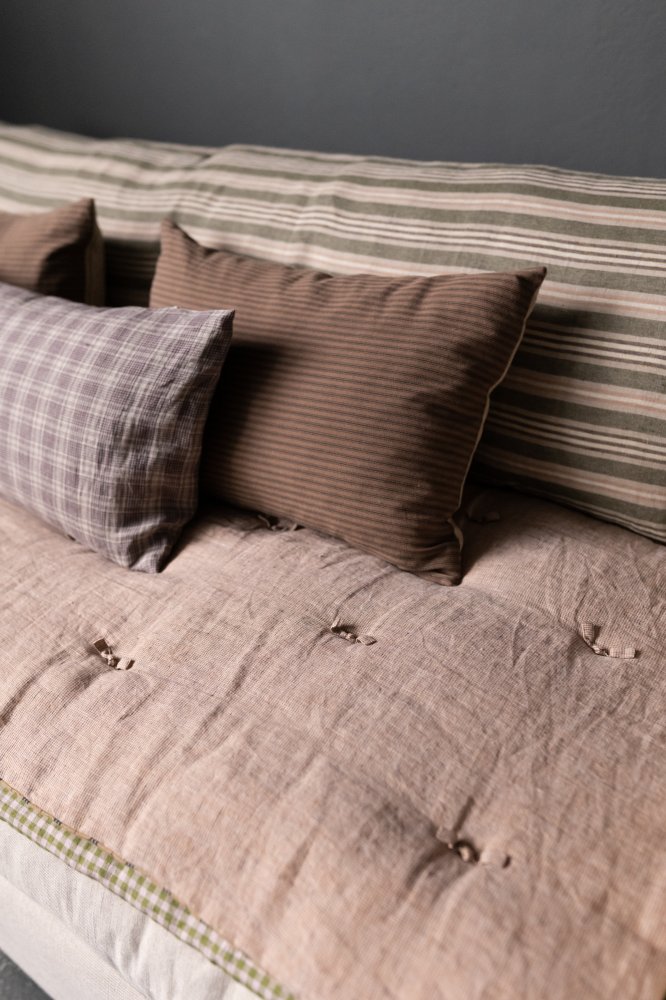 The Quilt & Sofa/Bed Topper PDF