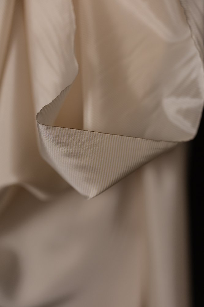 Straw Pinstripe Slip Lining