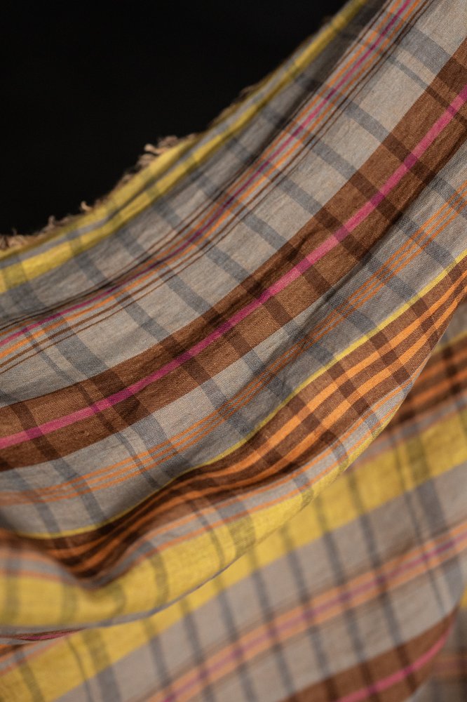 multicoloured checked linen