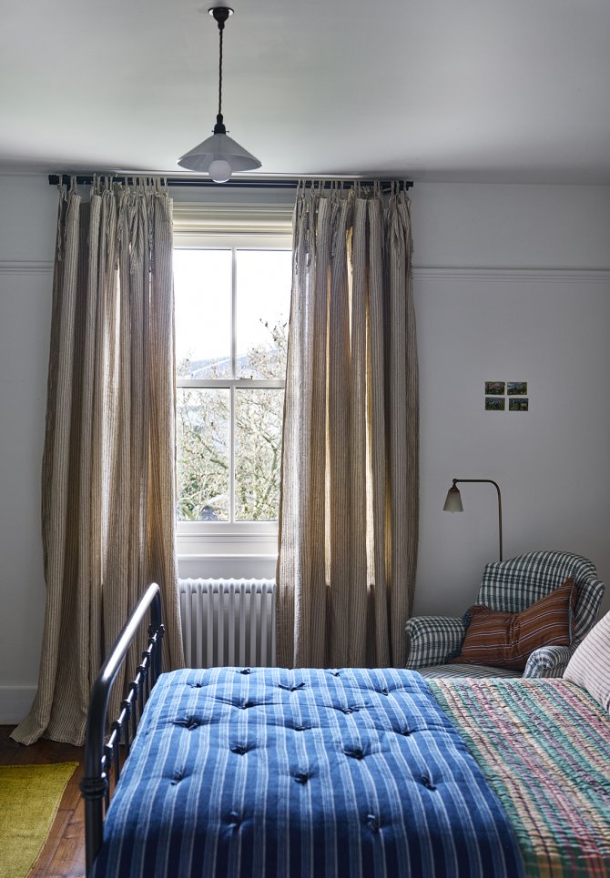 Madhatter/French Clay Laundered Linen Kantha Stitched Quilt