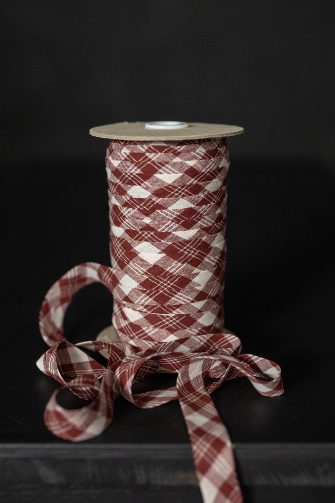 red check bias binding