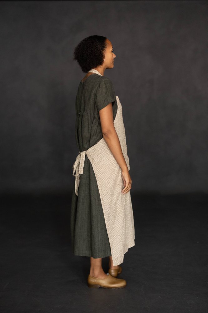 Orchard Grass Laundered Linen Workaday Apron