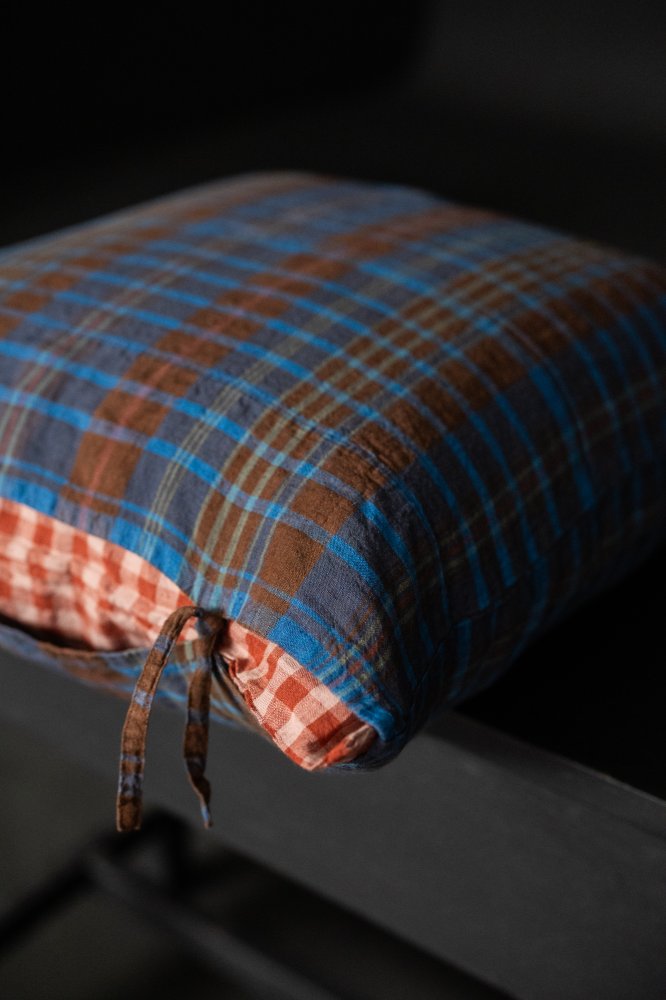 The Lakes/ Berrywood Laundered Linen Peekaboo Cushion Cover