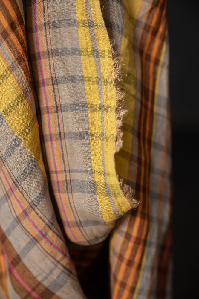 multicoloured checked linen
