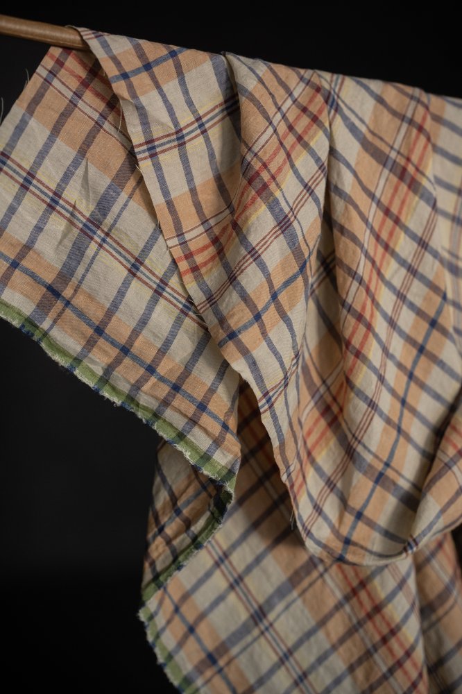 Feverfew European Laundered Linen Check