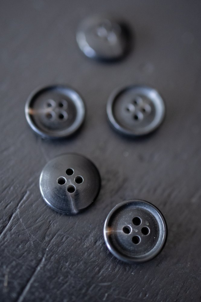 Dark Brown Semi Mottled Button