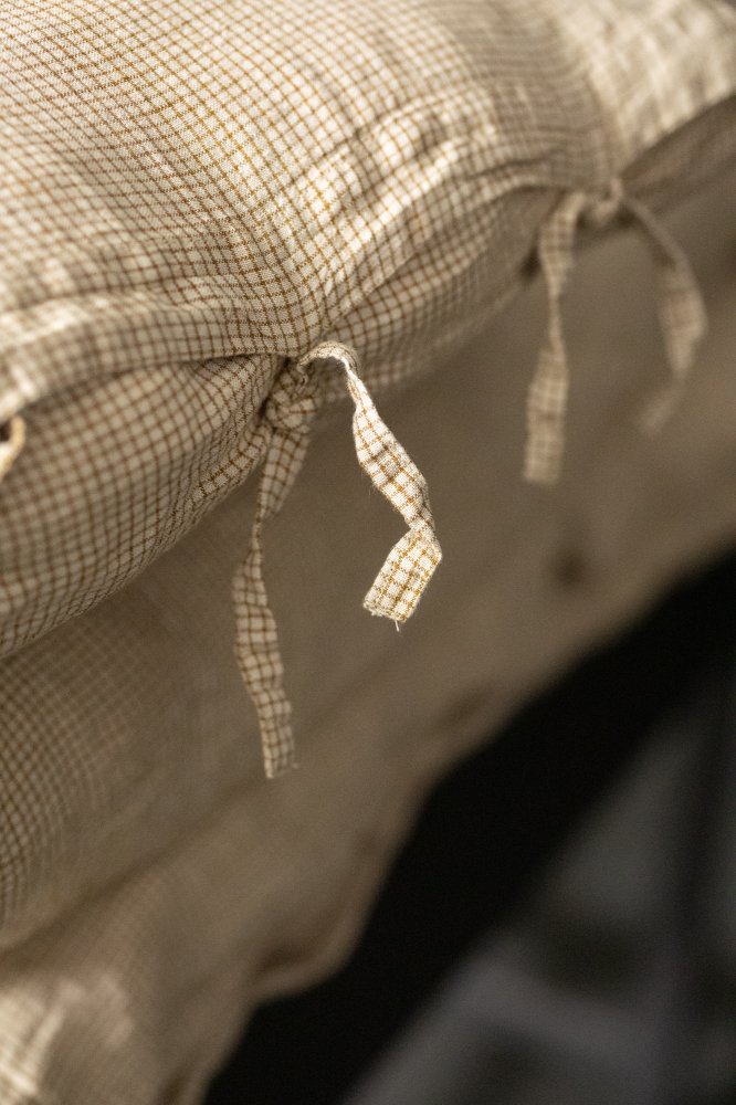 check brown ecru pillowcase