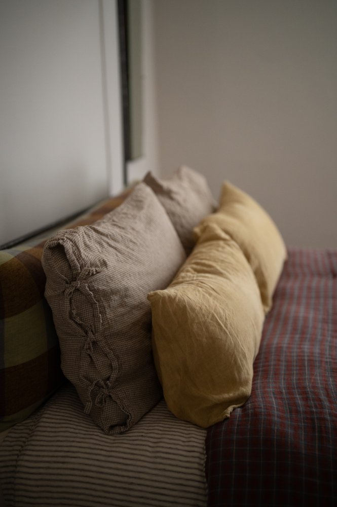 check brown ecru pillowcase