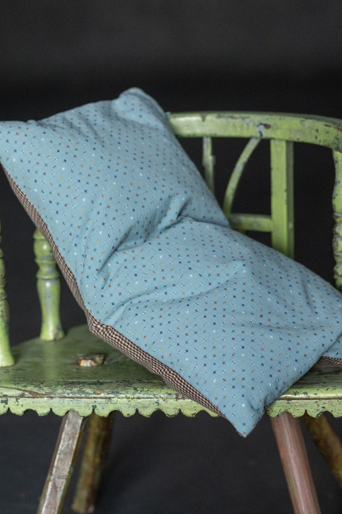 blue scatter cushions